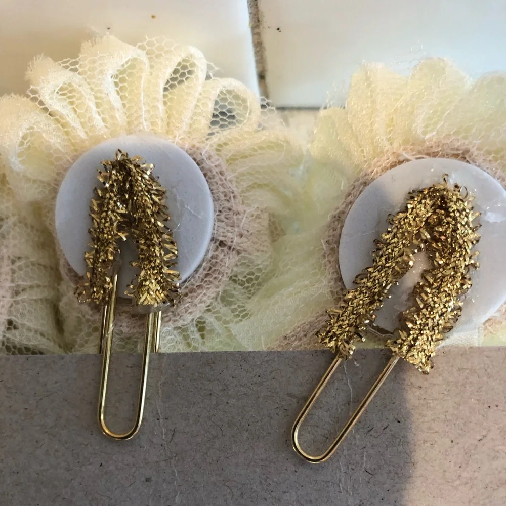 Handmade Cream Floral Pearl PaperClip Bookmarks - Set of 4